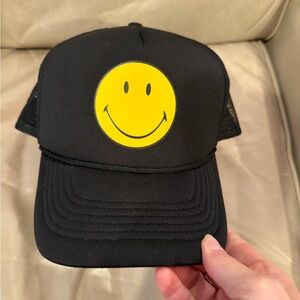 Black trucker hat with Yellow smiley face!